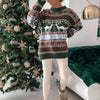 Buiten Blik Modelable Holiday Sweaters Met Een Feestelijk Rendierpatroon