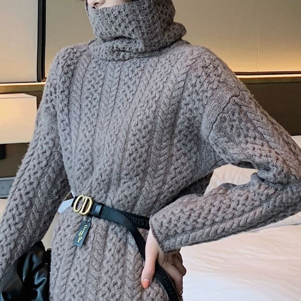 Buiten Blik Turtleneck -Trui Met Een Kabelpatroon